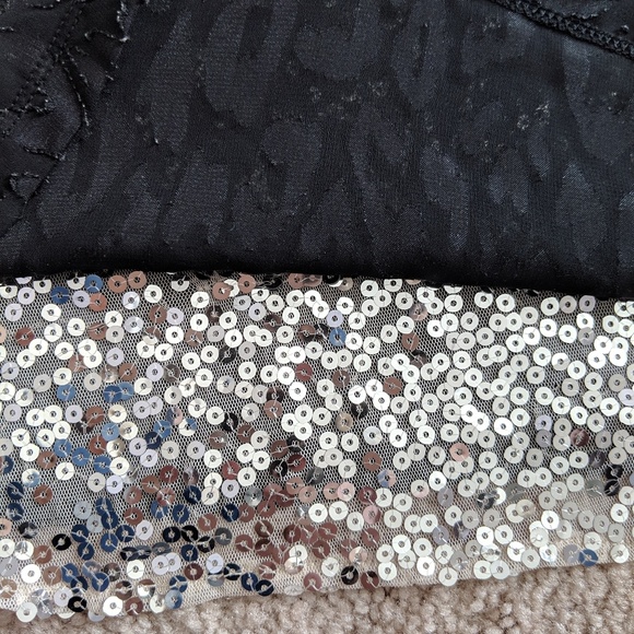 Limited Sleeveless Black Size XS - Picture 4 of 5